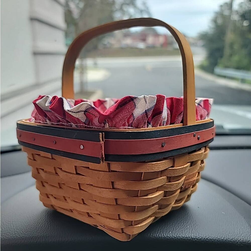 Longaberger basket small red green plaid insert Berry picker Handwoven 2001 Ohio
